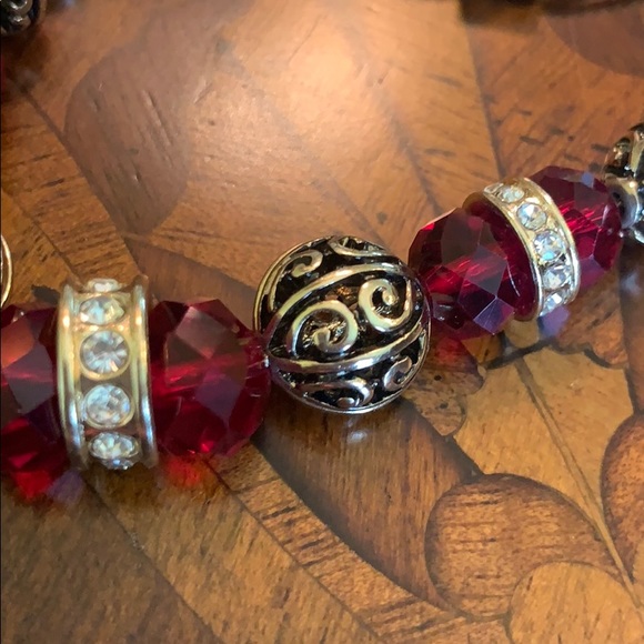 Ruby Red bracelet rhinestone beaded adjustable NEW - Picture 2 of 2